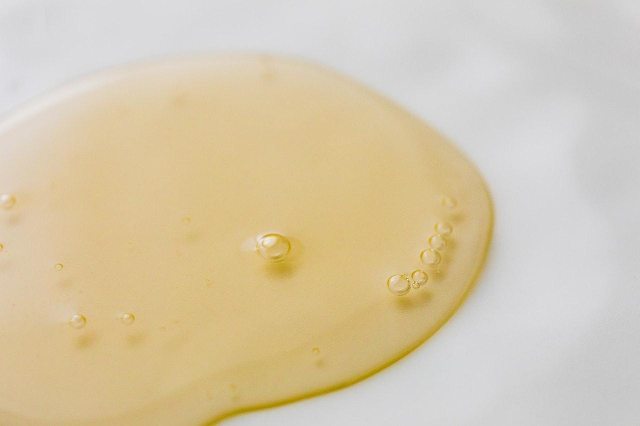 En quoi l'huile de foie de morue aide-t-elle?