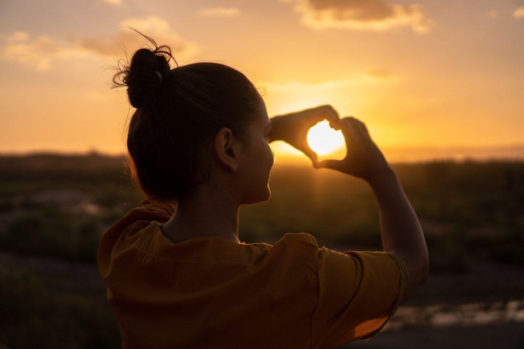 Ocytocine : 12 façons de stimuler l'hormone du bonheur - Détox au naturel